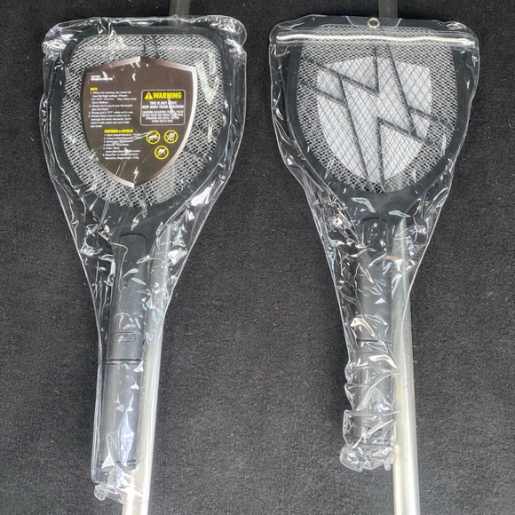 Other - Electric Bug Zapper Racket - Black you get one 1️⃣
